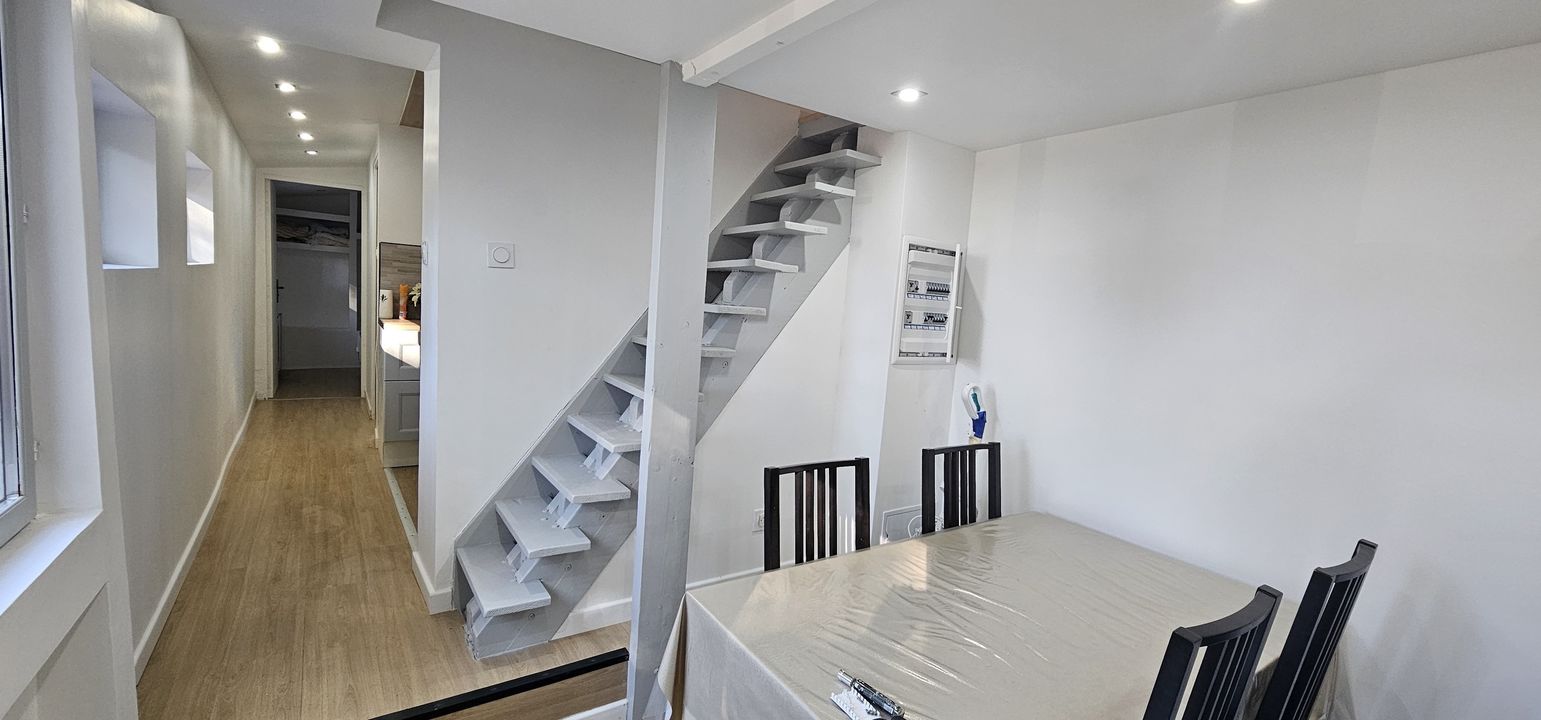 Vends Mobil-home//chalet de 50 m² environ, sur un terrain de - Photo 2
