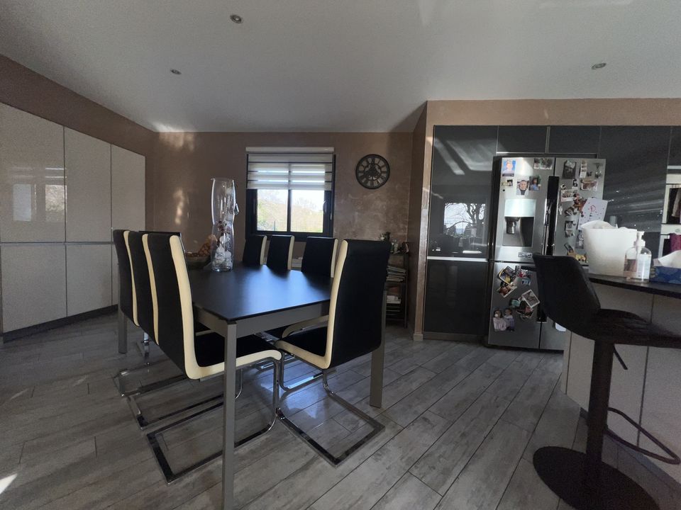 Villa 170 m² aux prestations intérieures récentes, piscine - Photo 5
