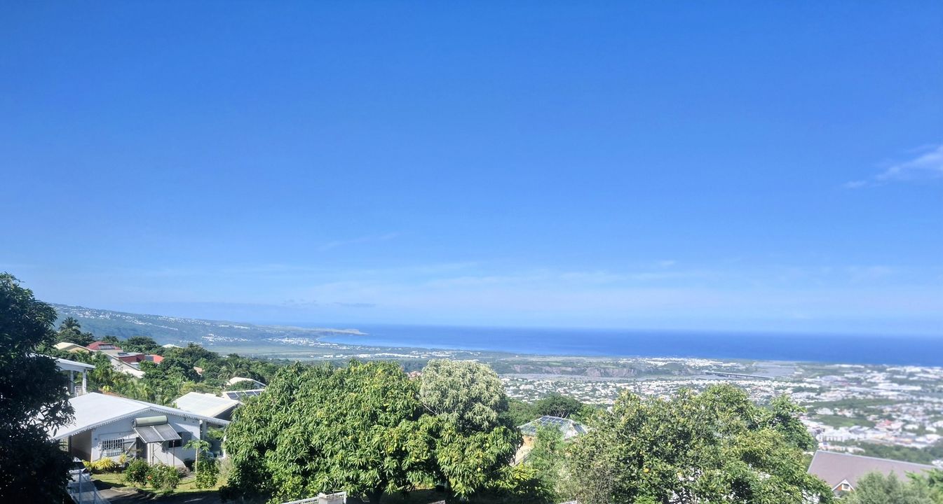 Maison créole de 846 m²  de terrain - 97419 La Possession - Photo 2