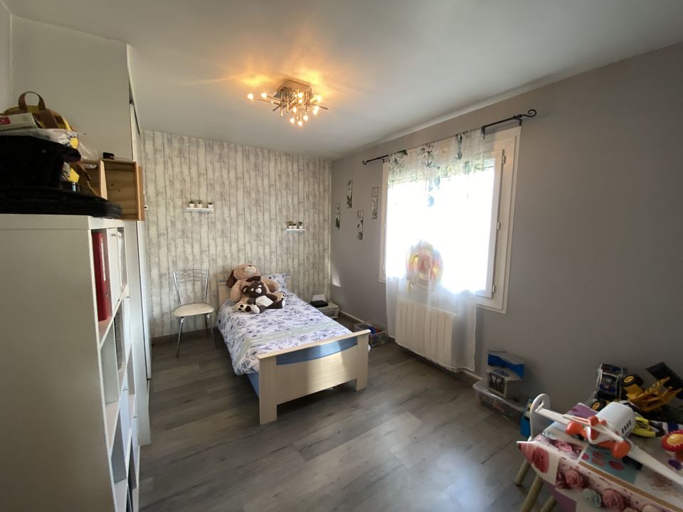 Maison de plain-pied T5 114 m²  Piscine  Garage double - Photo 5