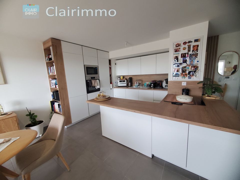 A VENDRE APPARTEMENT DE 82 M² A VITROLLES - Photo 2