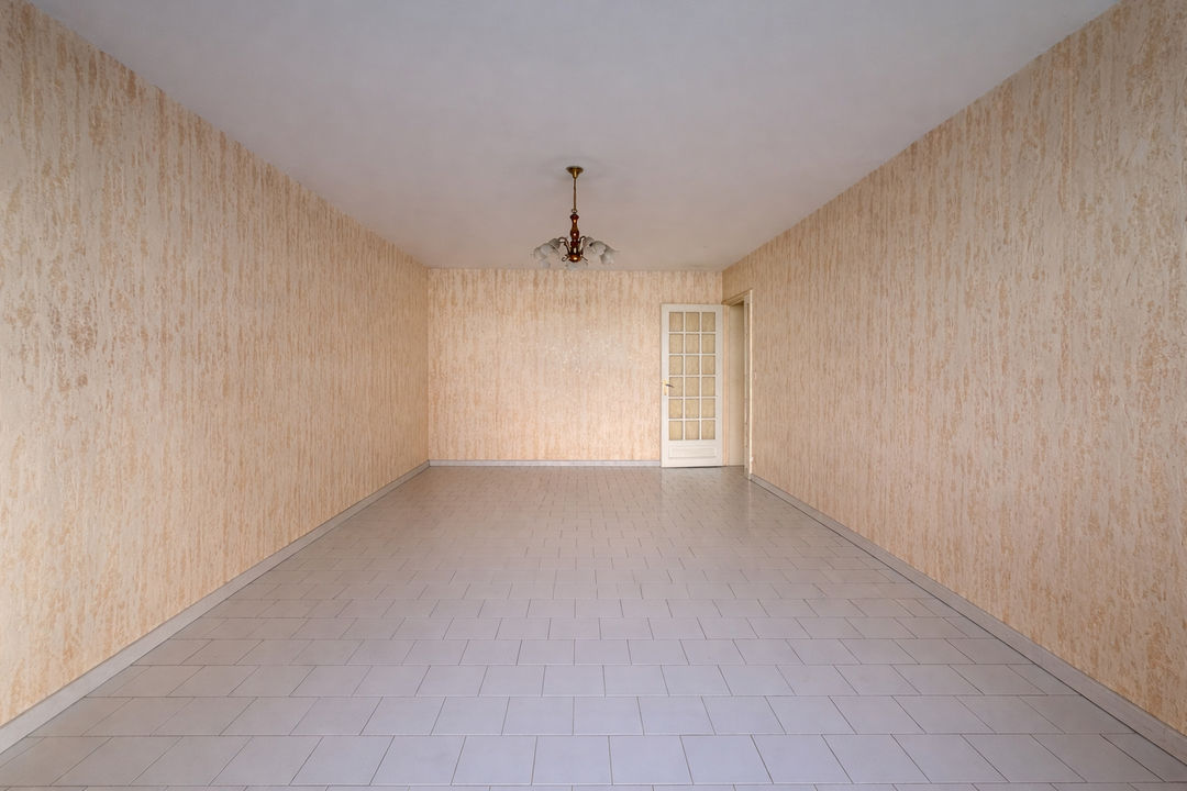 Appartement T4 traversant 83.05m² avec balcon et garage - Photo 4