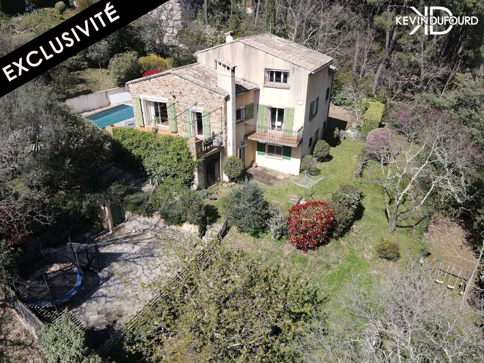 Maison à vendre, 7 pièces, 200 m², Ucel