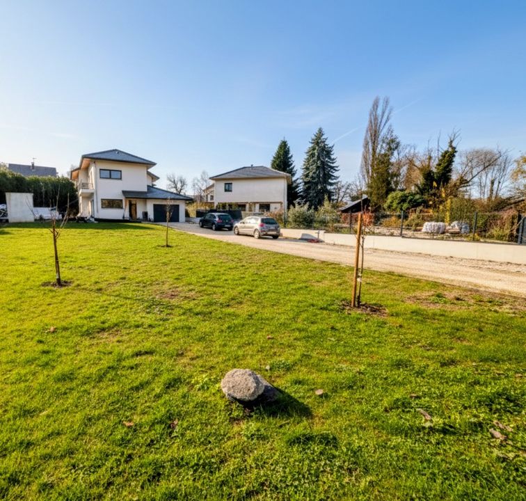MAISON RECENTE AVEC GARAGE - PISCINE -  TERRAIN ET UN - Photo 5