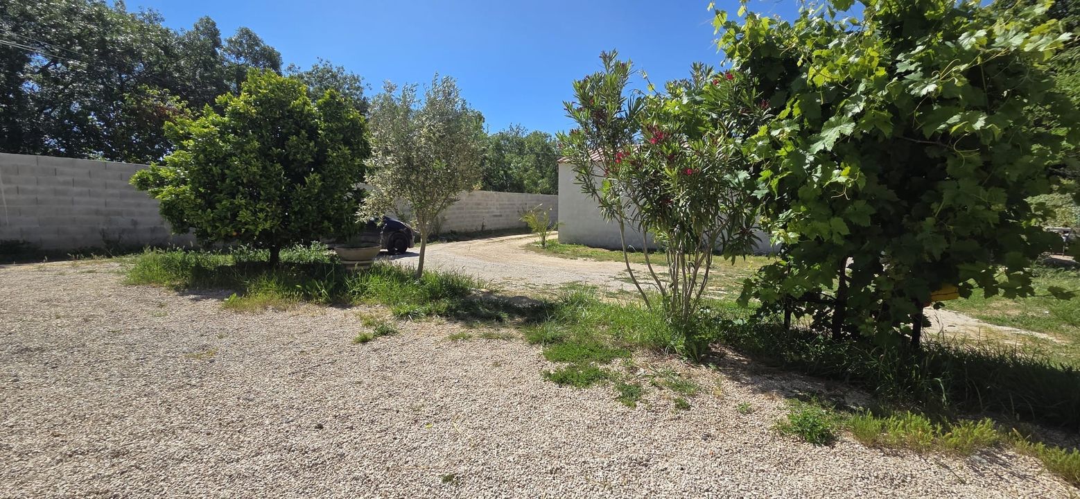 Maison 5 pièces 120 m² sur 2 niveaux avec 553 m² de terrain - Photo 2