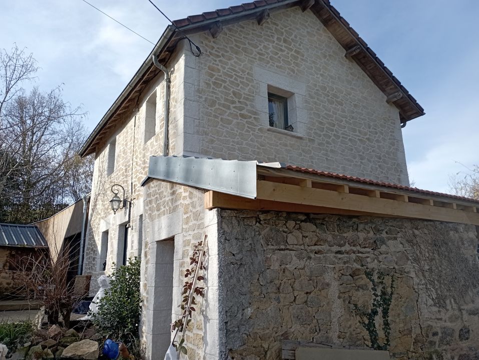 Maison de campagne et sa grange - Photo 2