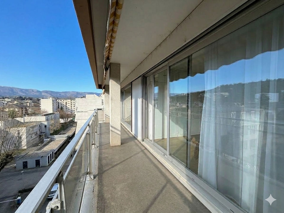 Spacieux appartement T6 de 135m2 - Triple expositions - Cave - Photo 2