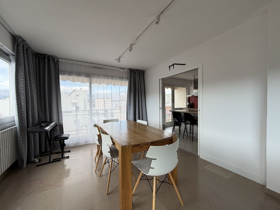 Spacieux appartement T6 de 135m2 - Triple expositions - Cave - Photo 5