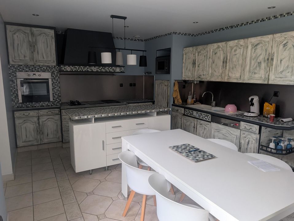 CHATENAY SUR SEINE, MAISON DE 10 PIECES - Photo 2