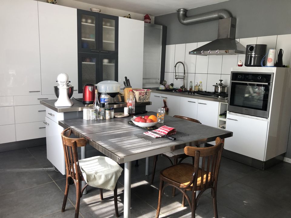 BELLE MAISON PLAIN-PIED GAILLAN-EN-MEDOC 126m2 GRAND GARAGE - Photo 4