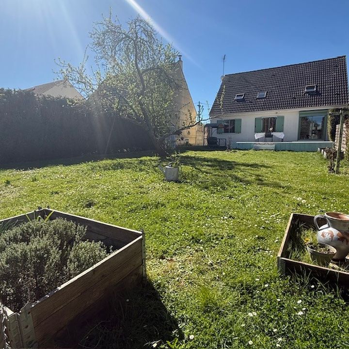 Maison familiale 6 pièces - 140 m² - Terrain 680 m² - sous - Photo 3