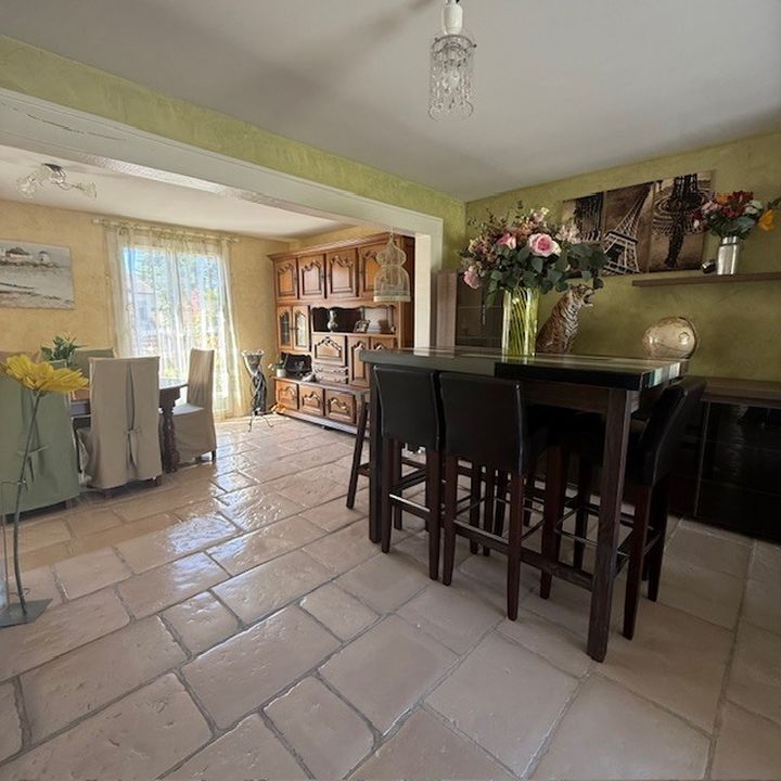 Maison familiale 6 pièces - 140 m² - Terrain 680 m² - sous - Photo 4