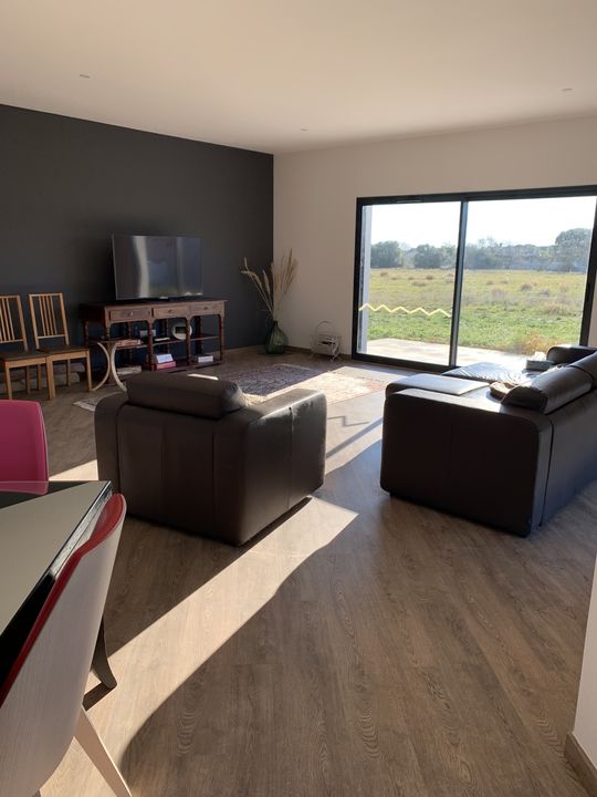 Belle villa sur un généreux terrain piscinable - Photo 3