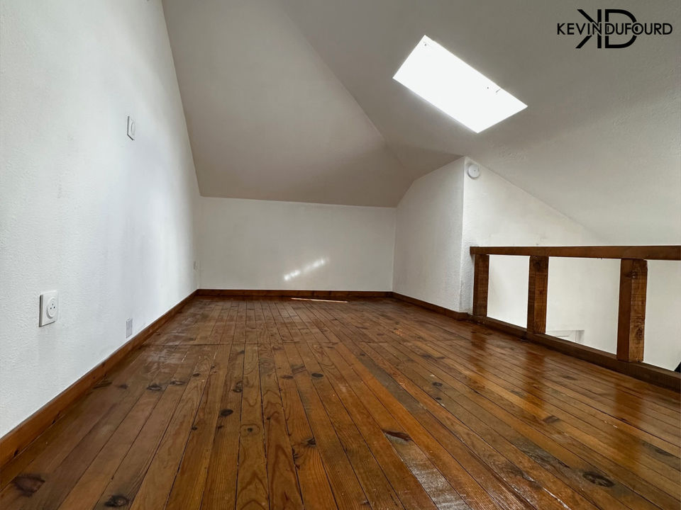 Appartement 35 m² à AUBENAS - Photo 2