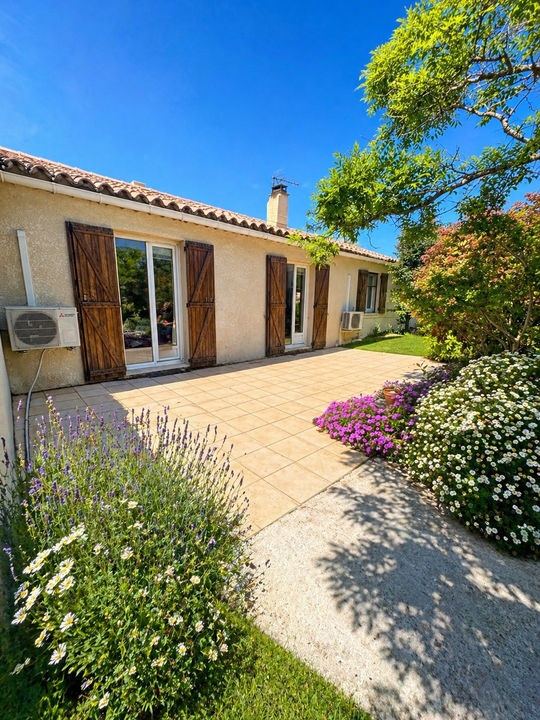 Rochefort du Gard, maison d'environ 100m², terrain 1600m² - Photo 2