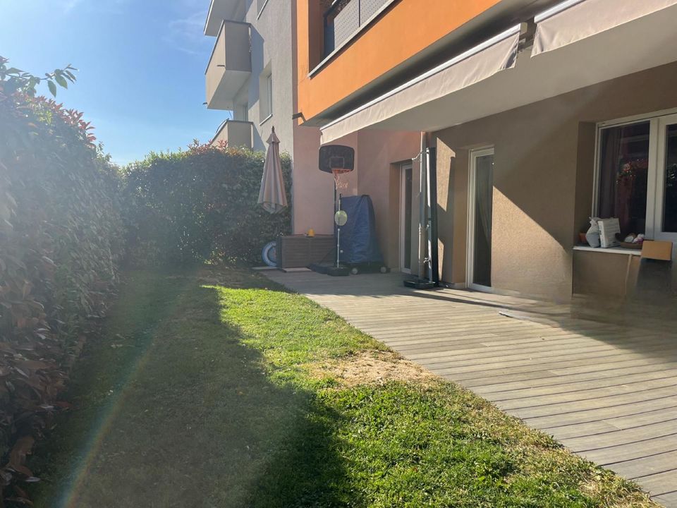 Appartement à vendre, 4 pièces, 76 m², Cranves Sales