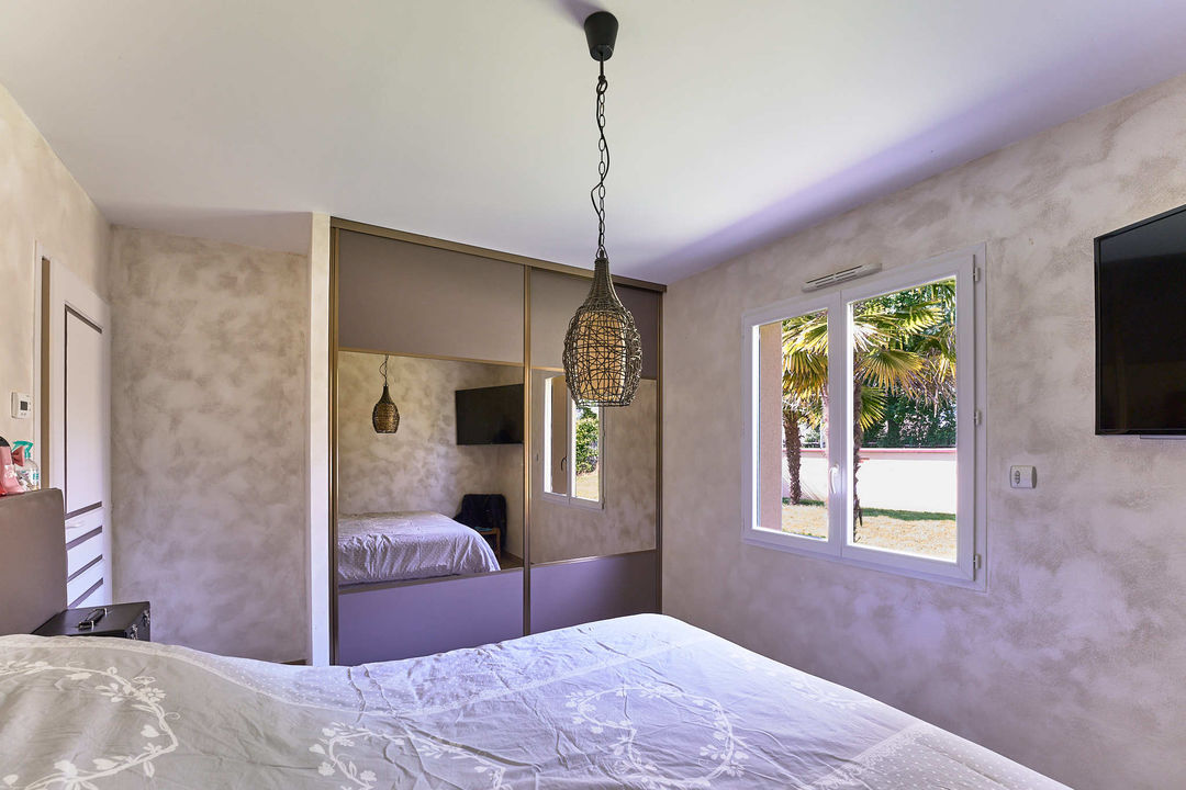 MAISON DE PLAIN PIED SUR GRAND TERRAIN CLOS A MAUGES SUR LOIRE - Photo 4