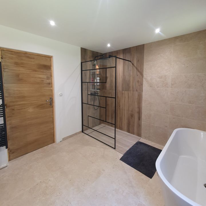 MAISON 4 CHAMBRES  166m2 sur un terrain  846m2 - Photo 4