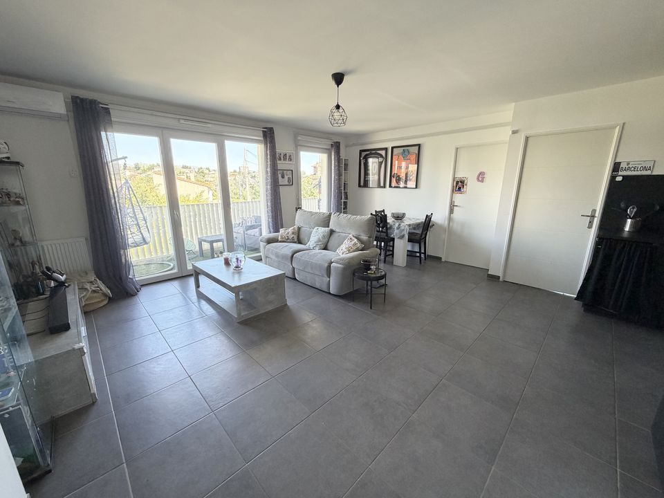 APPARTEMENT T3 DE 61.5M² / SAINT-MITRE / TERRASSE DE 22M² / - Photo 4