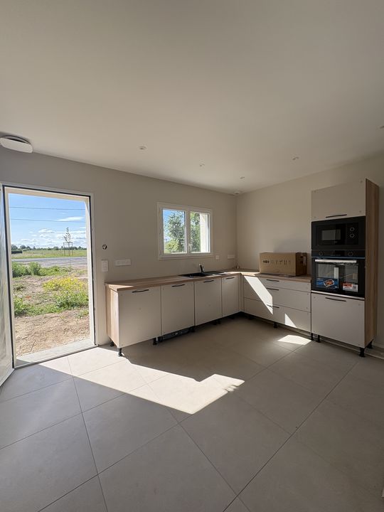 A VENDRE : Maison neuve T4de plain-pied à Mareau-aux-près - Photo 2