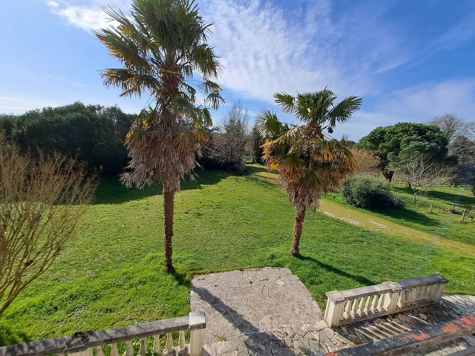 GRANDE MAISON STYLE  ANDALOUSE A RENOVER AVEC SON PARC - Photo 2