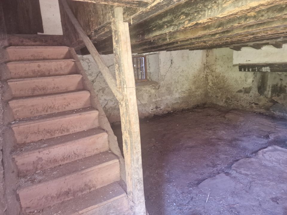 Ancienne maison habitation  et grange à restaurer - Photo 5