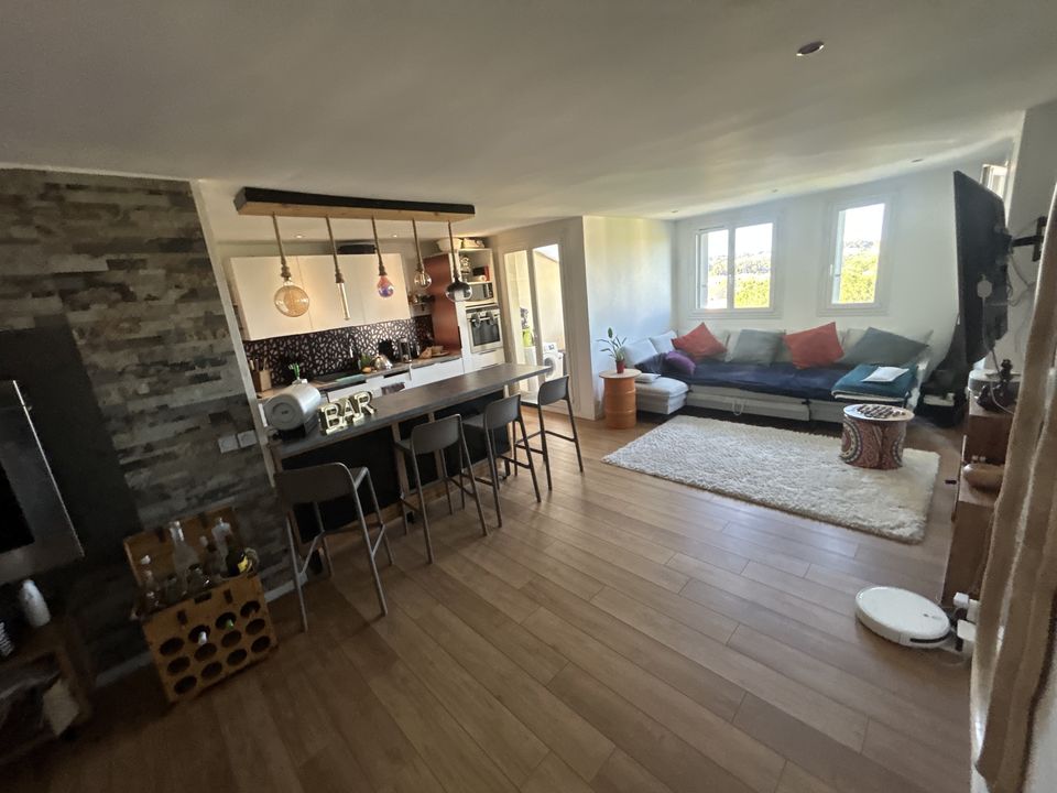 NOUVEAU !! Superbe T4 avec terrasses, jardin et garage ! - Photo 5