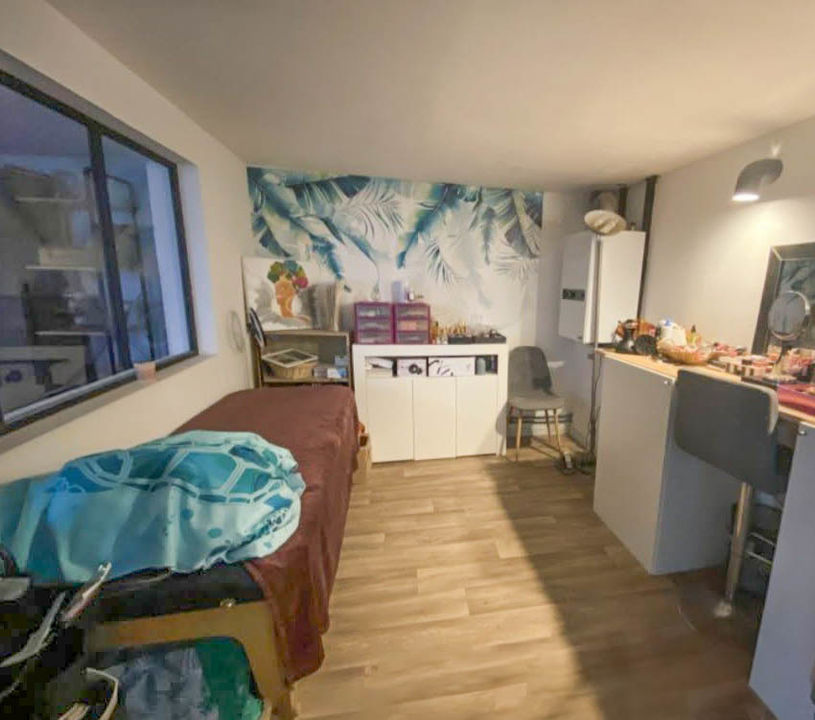 LOFT - Photo 3