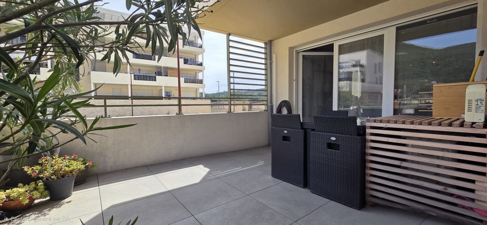 Appartement à vendre, 3 pièces, 59 m², Cuges Les Pins