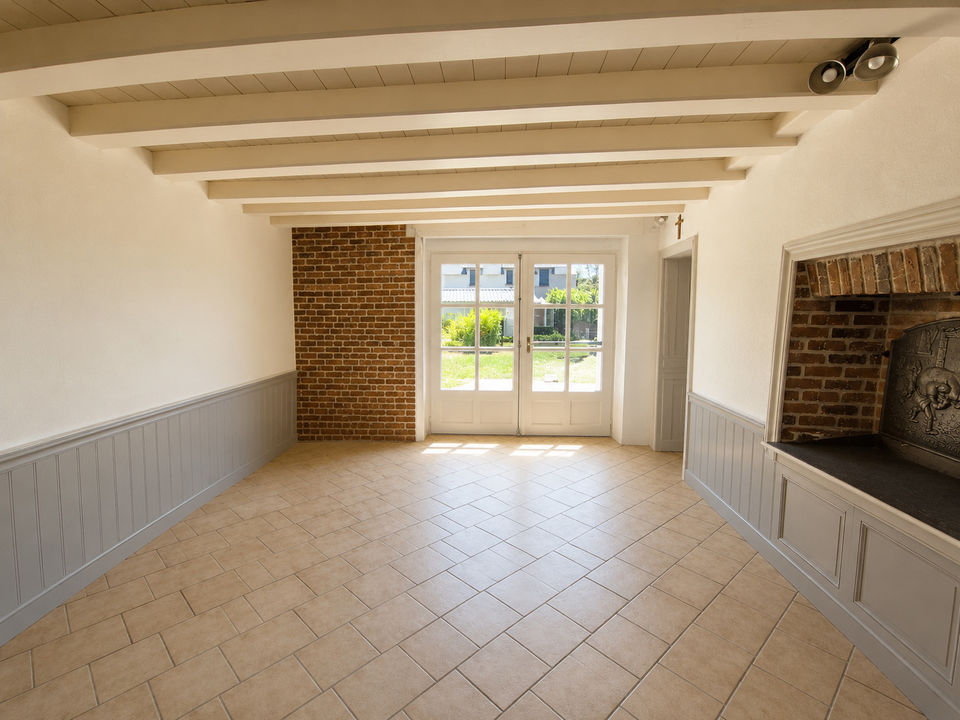 Maison de caractère avec beau terrain à 5 minutes de - Photo 3