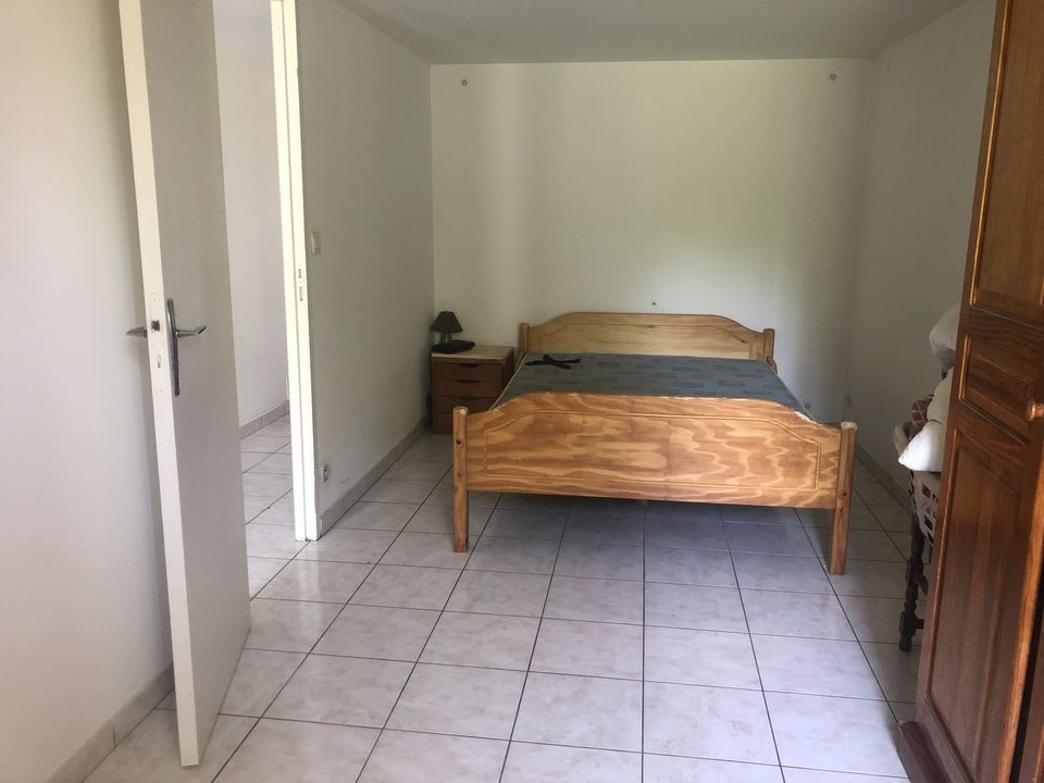 JOLIE MAISON MITOYENNE EN PIERRE AVEC SON GRAND JARDIN 900 m2 - Photo 5