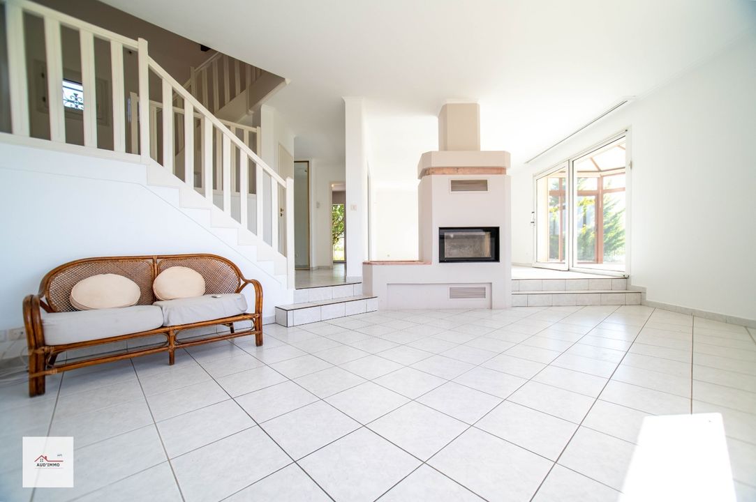 COUP DE COEUR ASSUREE  Maison d'architecte avec 4 chambres  sur - Photo 4