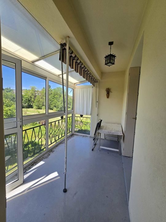 EXCLUSIVITÉ  Maison avec grand terrain dans le quartier - Photo 5