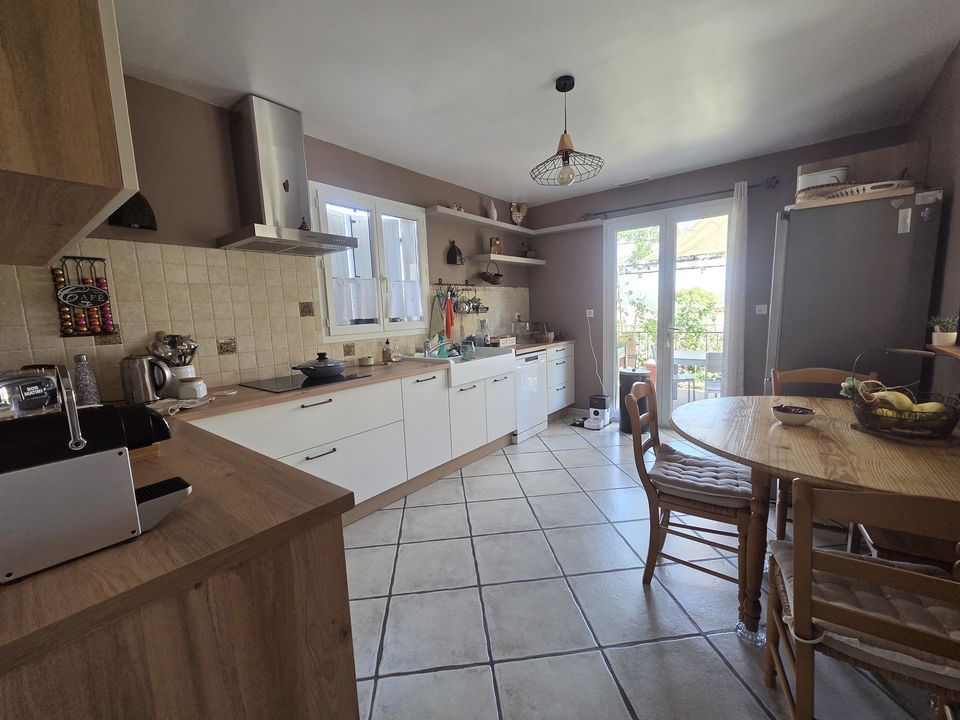 Superbe maison T6 de plain-pied de 140 m² sur plus de 3 500 - Photo 4