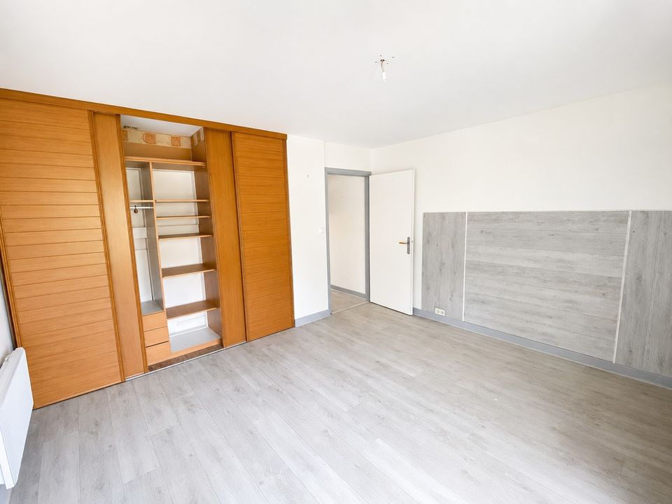 Coup de coeur assuré , T2 lumineux avec balcon plein sud, à - Photo 3