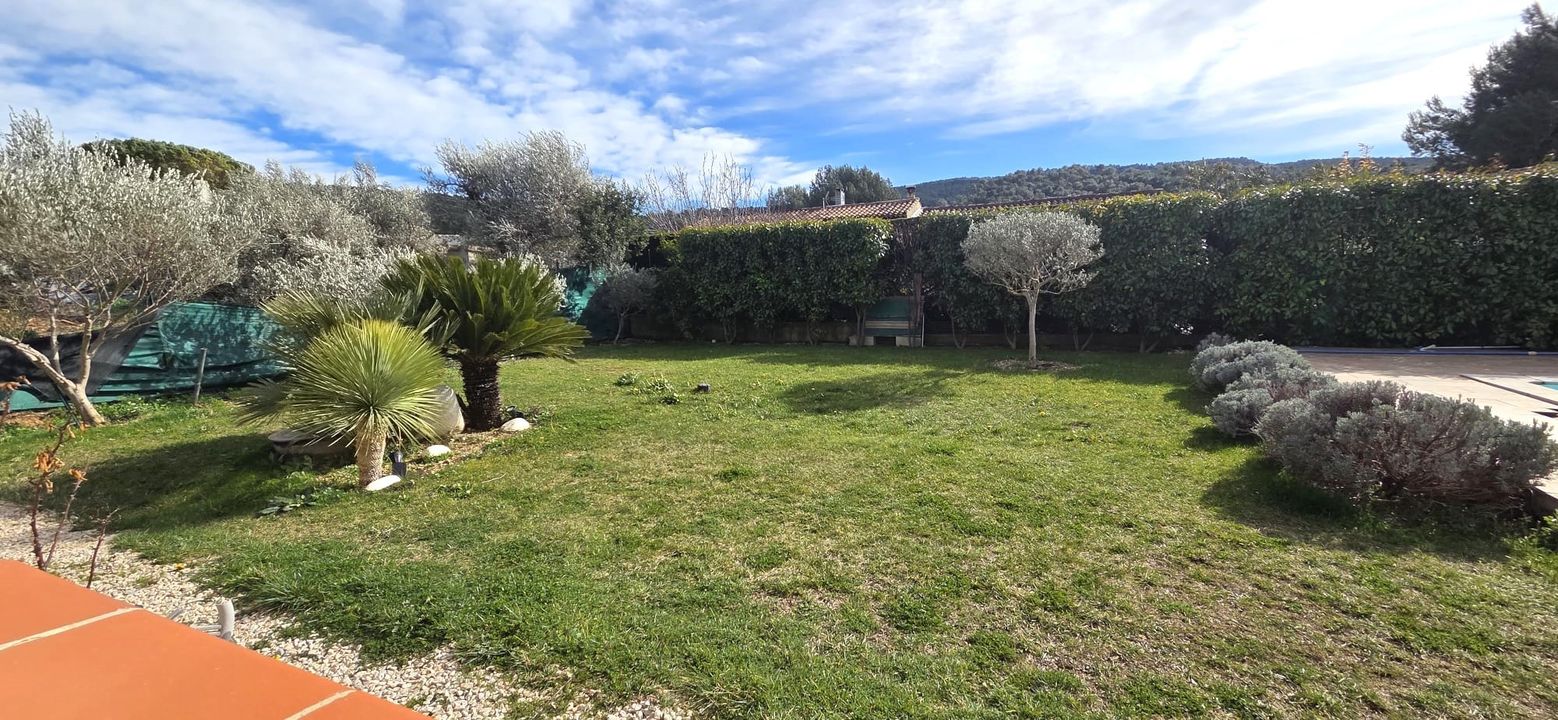 Villa plain-pied 128m² de 2016 avec 620 m² - Photo 2