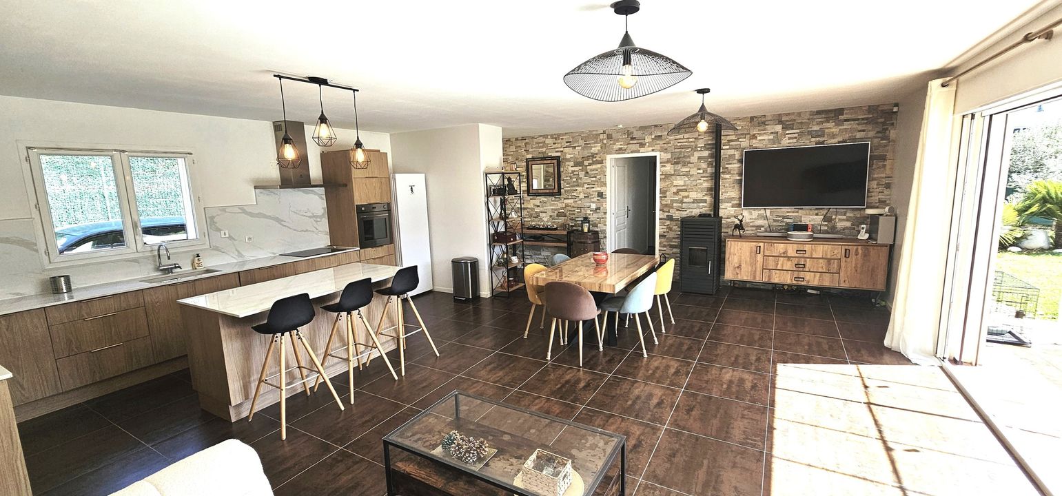 Villa plain-pied 128m² de 2016 avec 620 m² - Photo 3