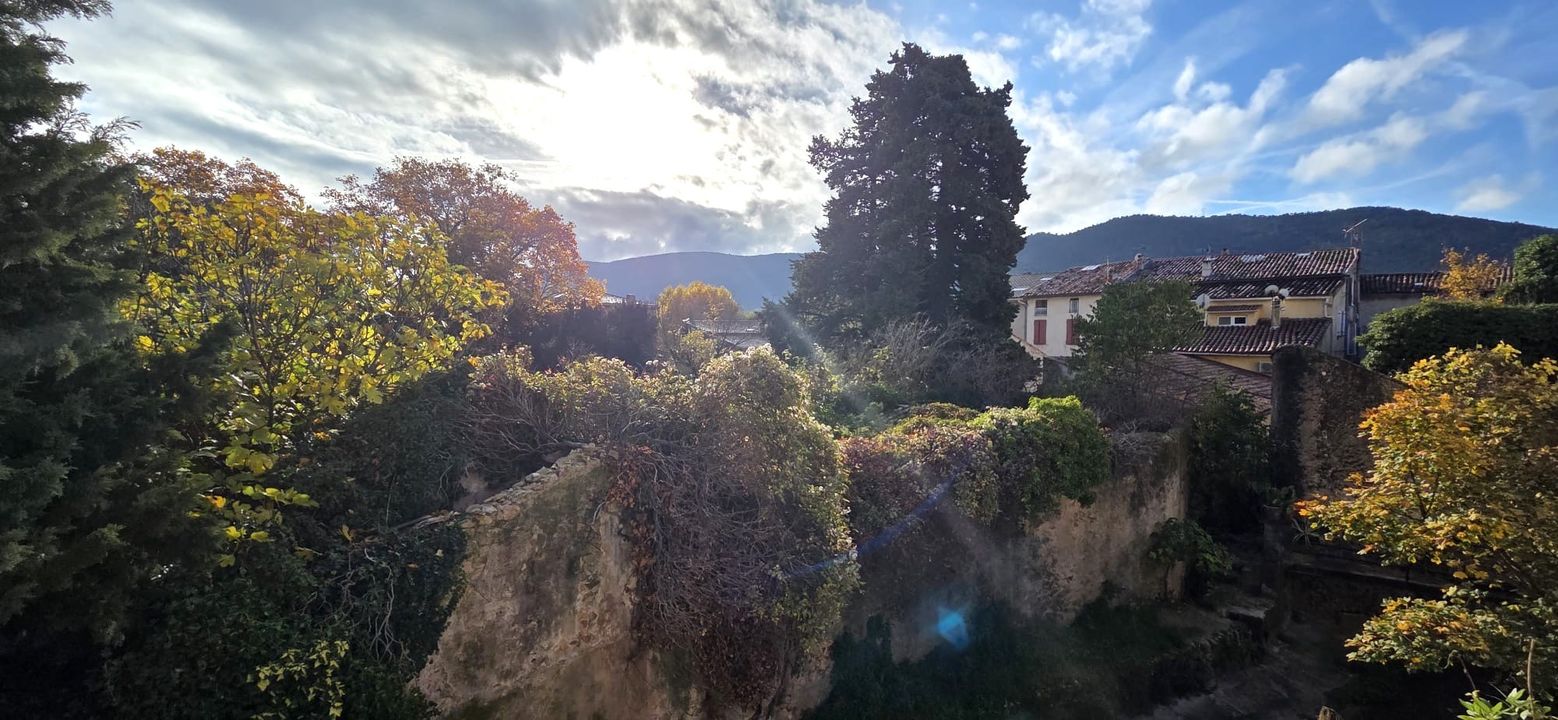 Appartement à vendre, 4 pièces, 106 m², Signes