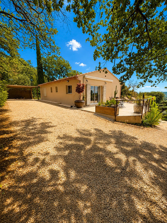Rochefort du Gard, Somptueuse Villa avec vue  185m², terrain - Photo 4