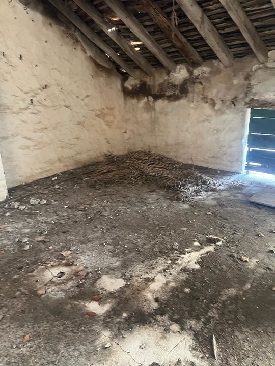 Maison a renover au centre du charmant village de PAVANT - Photo 4