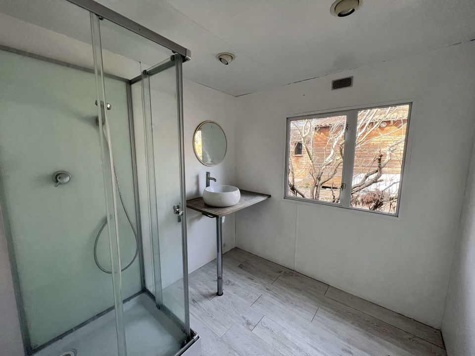 Mobil-home et chalet sur terrain de loisir au Castellet - Photo 5