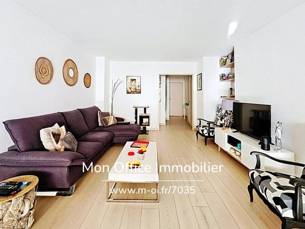 Référence : 7035-LES. - APPARTEMENT T4 RÉNOVÉ PROCHE CENTRE À CAVALAIRE SUR MER