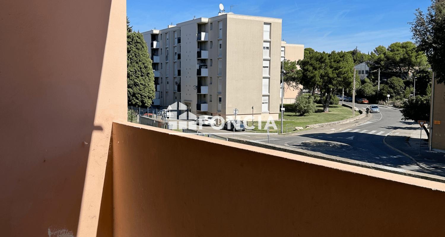 SALON-DE-PROVENCE - Quartier de La Monaque : Appartement de type 4 de 77 m2 avec balcon