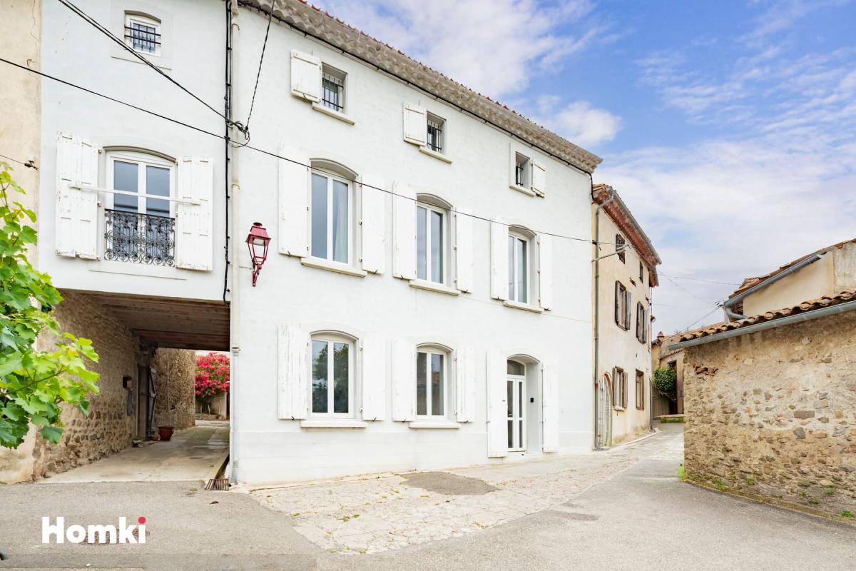 Maison de ville T8 de 227 m2 à Gardie 11250