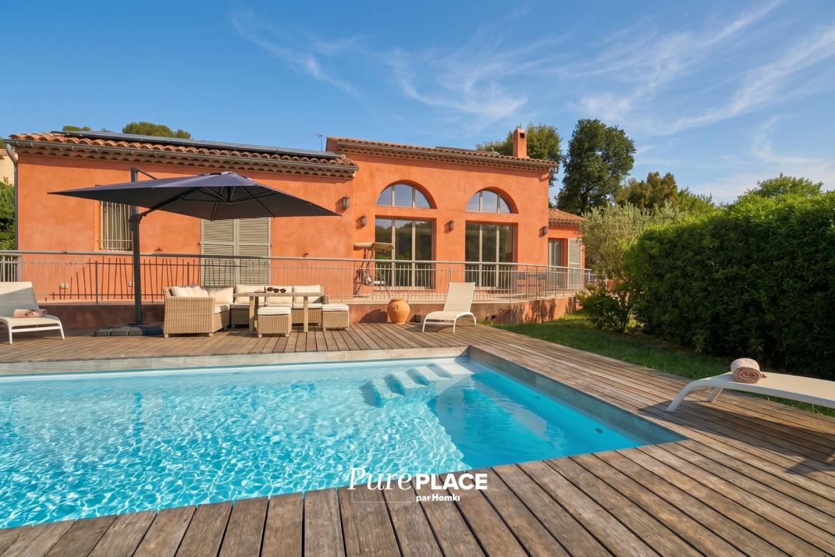 Villa d'architecte 152m2 - Piscine - Terrain 1340m2