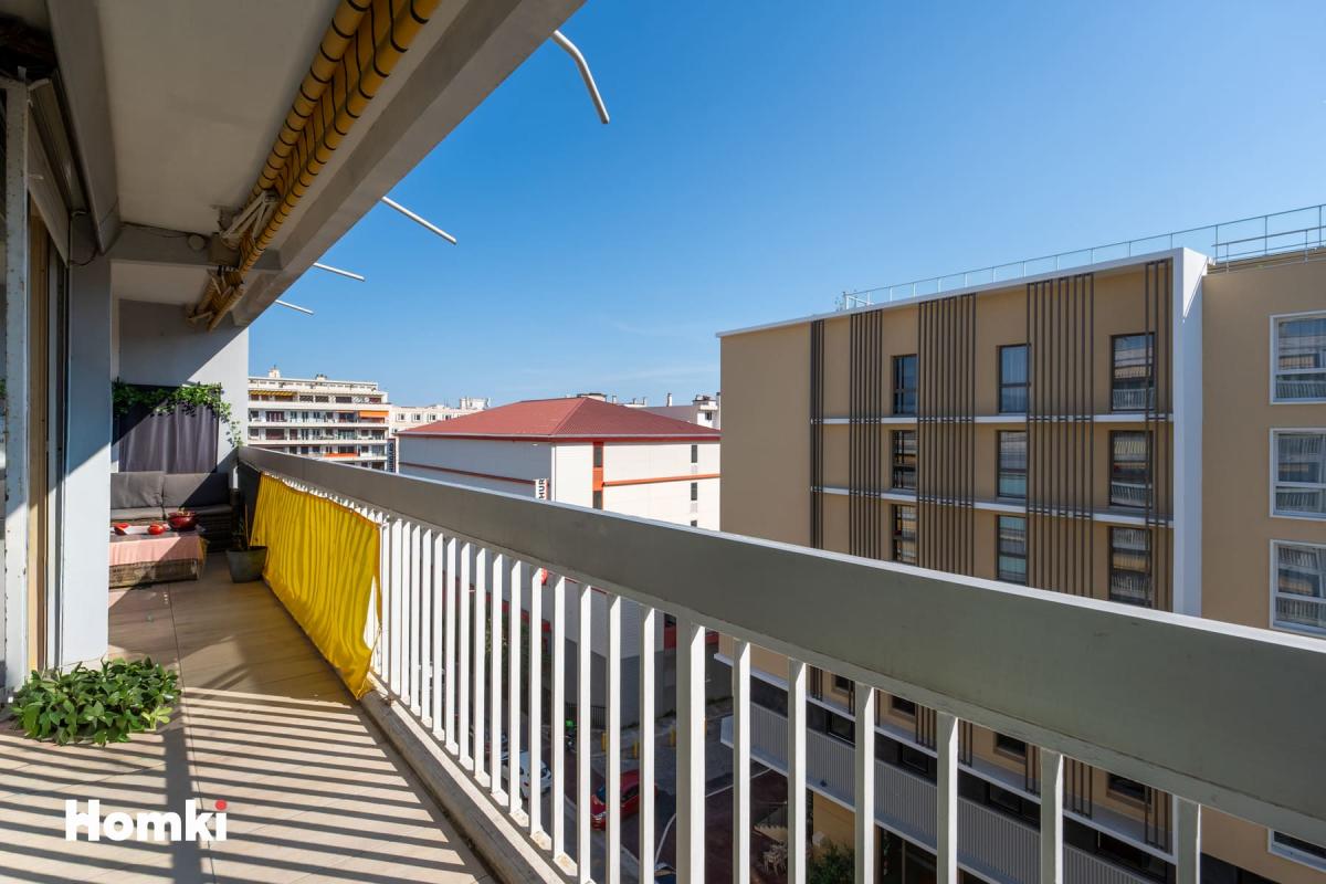 Nice Ouest – Cassin / Kirchner | 3 pièces traversant avec grand balcon, vue dégagée et aperçu mer