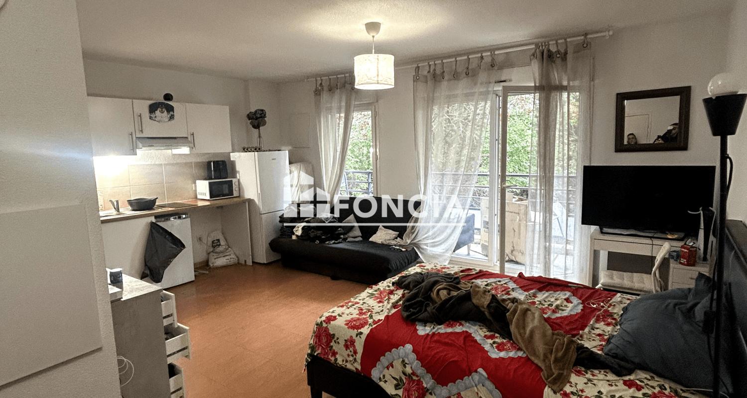 Studio 30 m² avec balcon – Résidence 2011