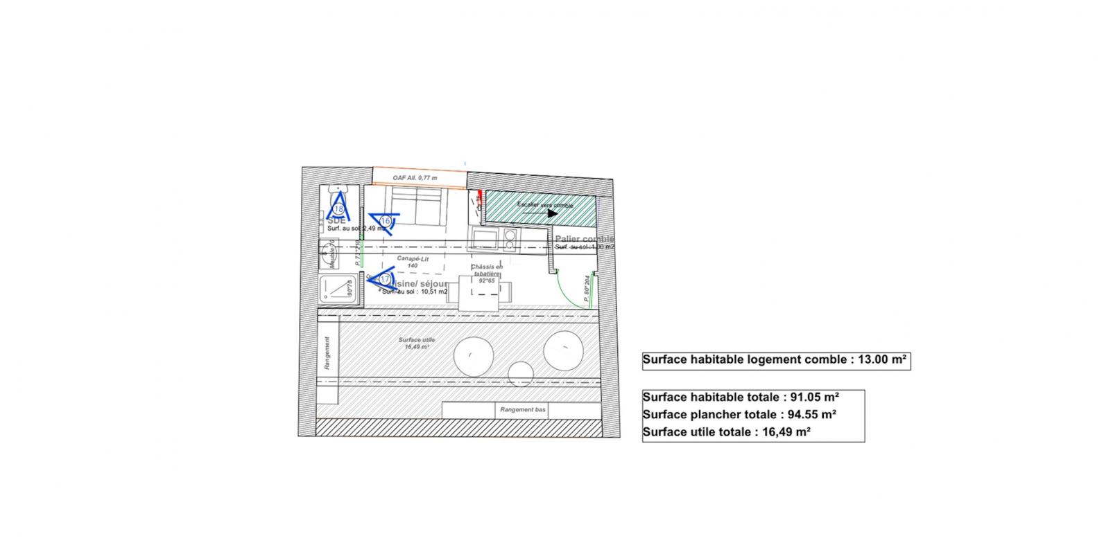 Appartement studio en plateau sous toit À Vendre Avignon Intra-Muros Travaux intérieurs à prévoir