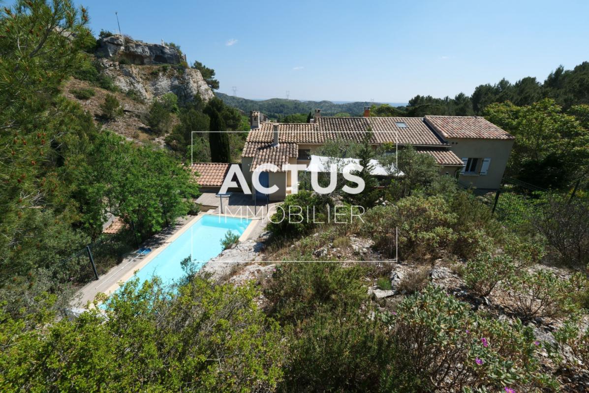 Authentique mas du XIXème siècle avec vue panoramique
