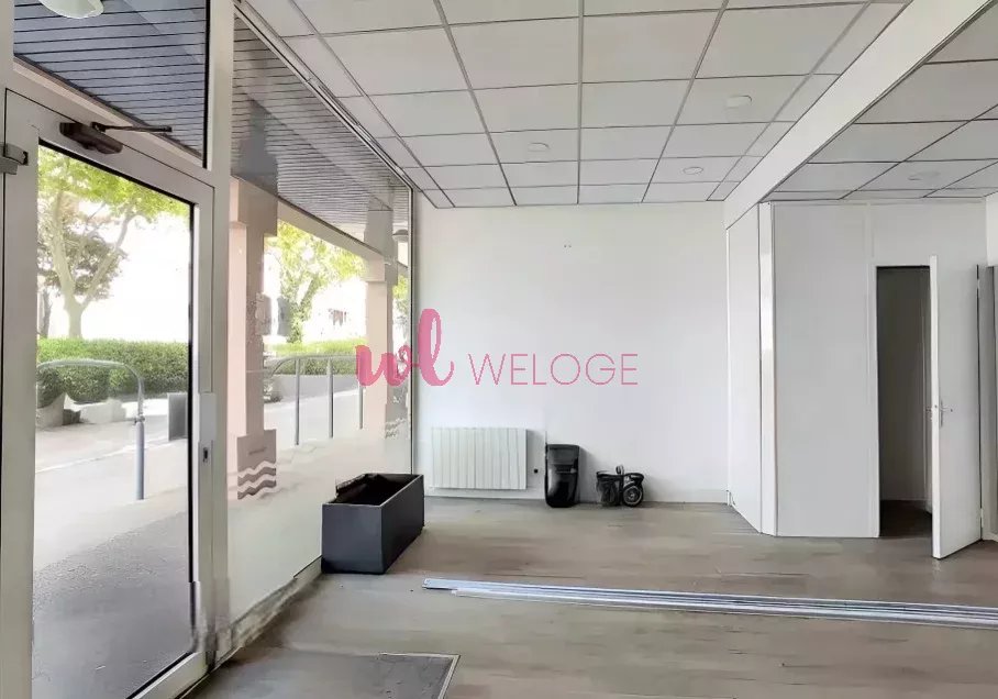 À vendre ou à louer – Local commercial - Neuville-sur-Saône